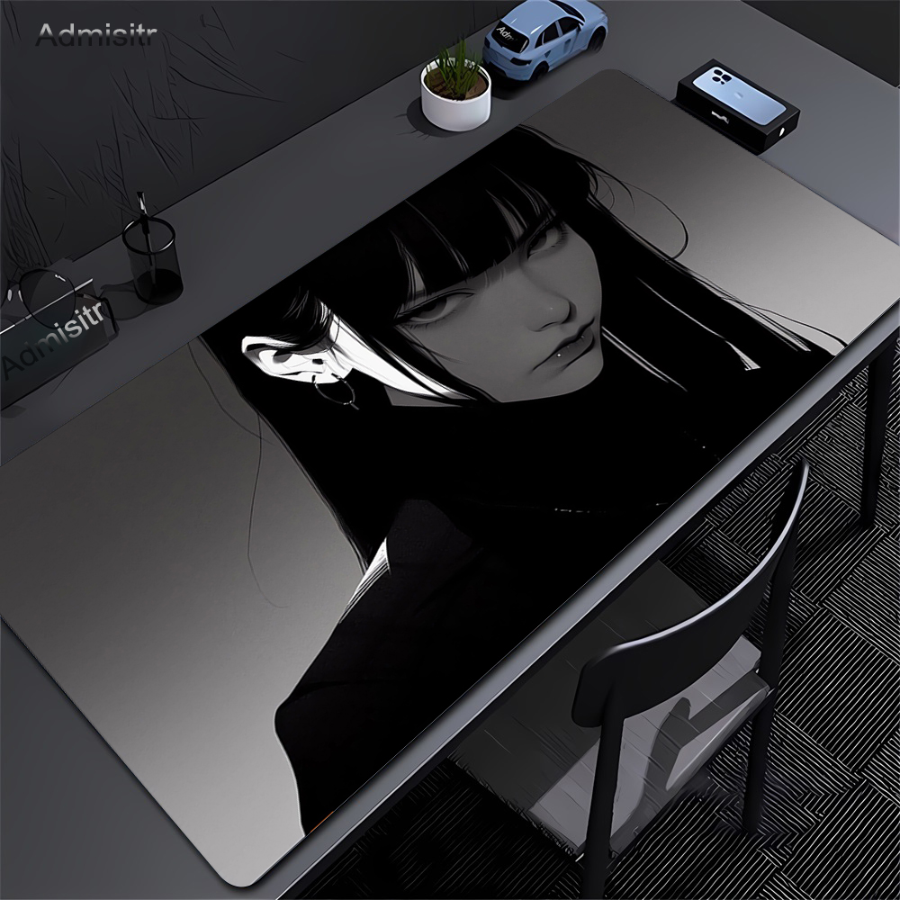 Gaming Accessories For Your Desk - Grand tapis de souris noir Anime